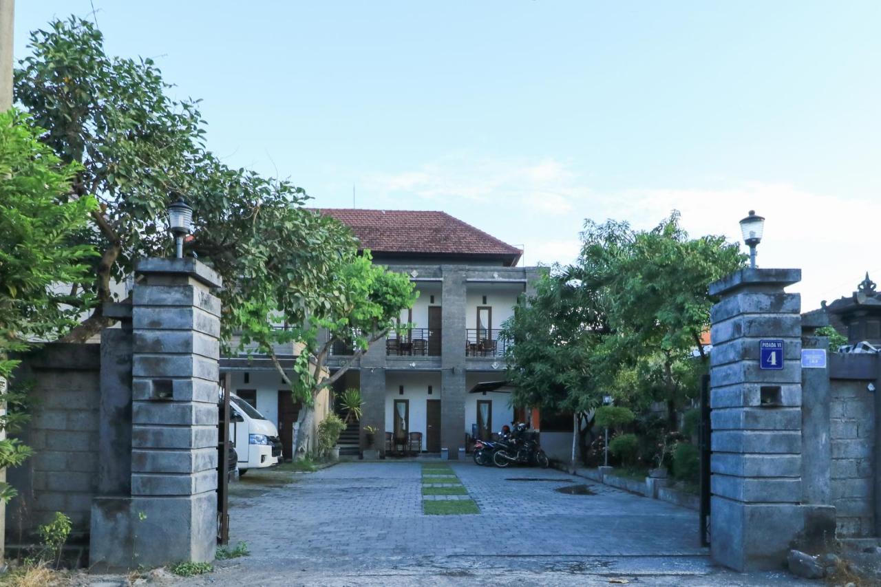 Hotel Warta Putra Denpasar  Exterior photo